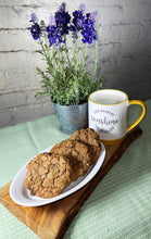 Load image into Gallery viewer, Chewy Oatmeal Raisin (12 Cookies)